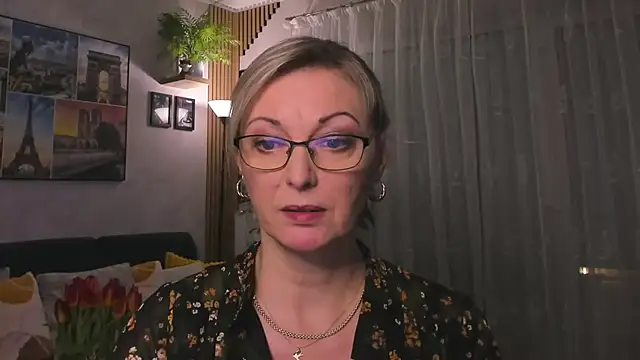 vanessa chat online show from 18, 2, 2025