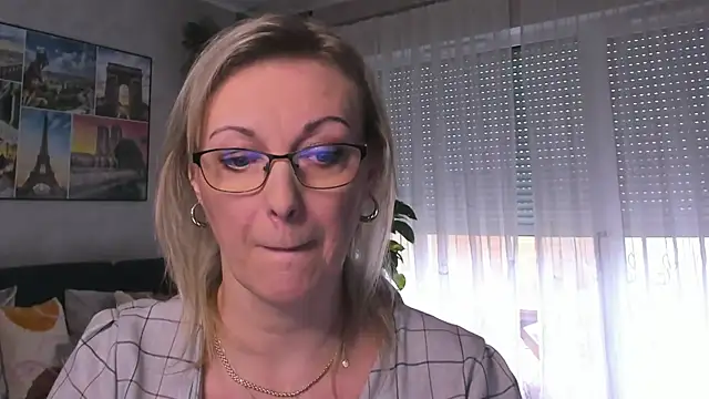 vanessa chat online show from 26, 2, 2025