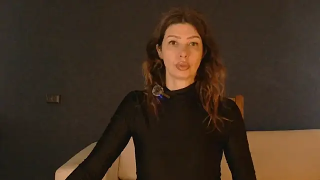 Snapshot of WhiteQueen888 chatting on 7, 5, 2026 WhiteQueen888 online show from 7, 5, 2026