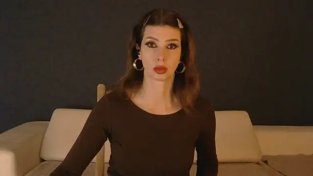 WhiteQueen888 online show from 16, 10, 2025