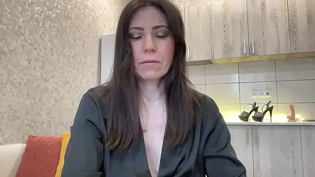 HotyWinter online show from 9, 3, 2026