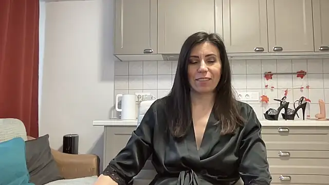 HotyWinter online show from 17, 11, 2025