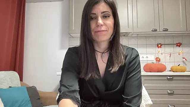 HotyWinter online show from 1, 11, 2025