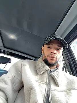 Lionayowe online show from 18, 11, 2025