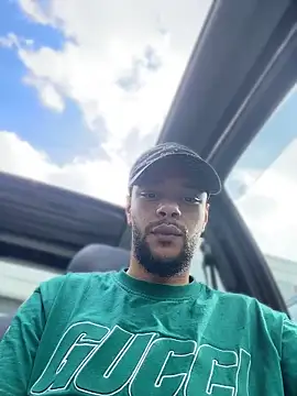 Lionayowe online show from 14, 4, 2026