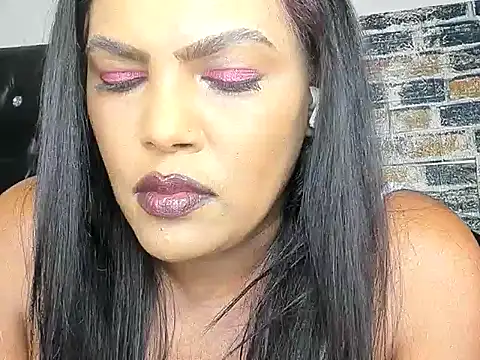 MySweetBitch143 online show from 13, 1, 2026