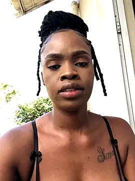 LuciousLips96 online show from 9, 10, 2025