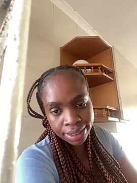 Snapshot of LuciousLips96 chatting on 23, 6, 2026 LuciousLips96 online show from 23, 6, 2026