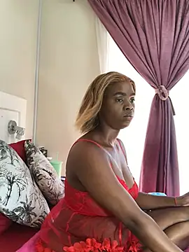 LuciousLips96 online show from 8, 3, 2025
