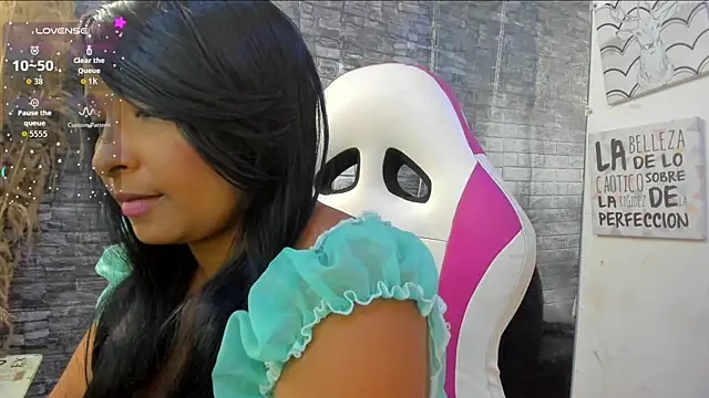paola ih online show from 18, 7, 2026