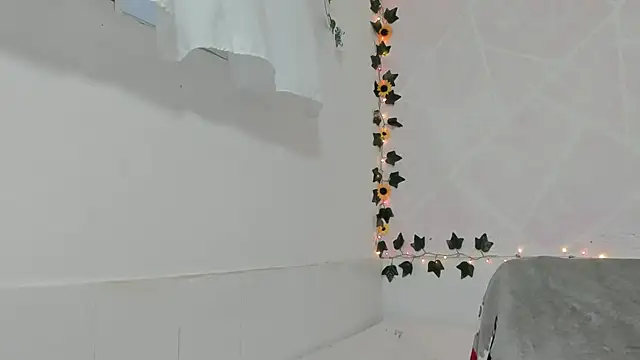 paola ih online show from 27, 10, 2025