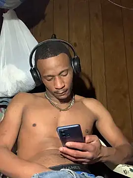 Tristris100 online show from 9, 12, 2024