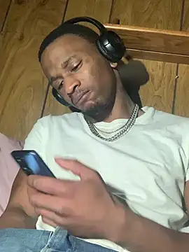 Tristris100 online show from 7, 12, 2024