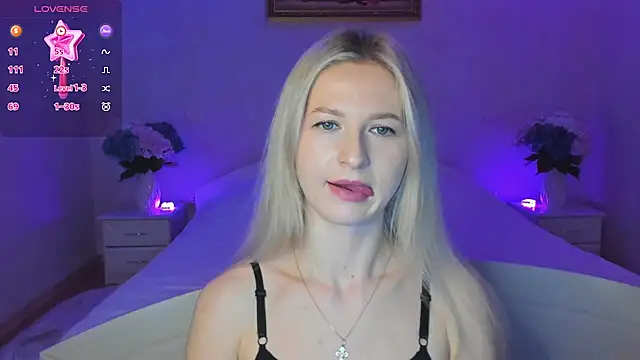 AnnaCarrera online show from 23, 11, 2025