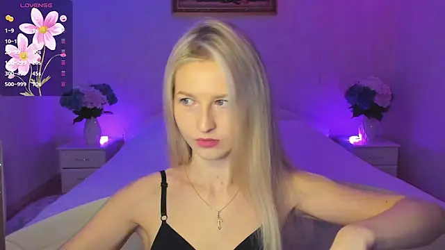 AnnaCarrera online show from 14, 11, 2025