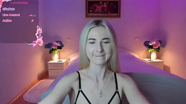 Snapshot of AnnaCarrera chatting on 4, 6, 2026 AnnaCarrera online show from 4, 6, 2026