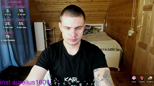 maks wolfis online show from 4, 11, 2025