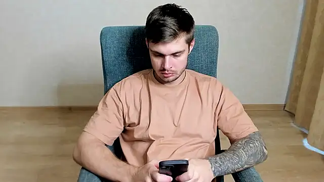 maks wolfis online show from 5, 3, 2026