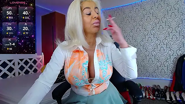 Snapshot of MissKora chatting on 6, 2, 2026 MissKora online show from 6, 2, 2026