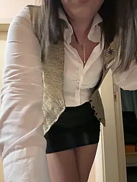 AlexandraGiogio online show from 8, 3, 2026