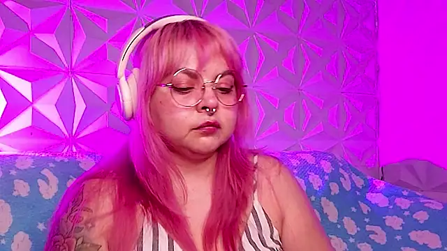 Satyn doll online show from 27, 2, 2026