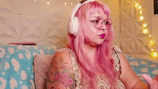 Satyn doll online show from 29, 5, 2026