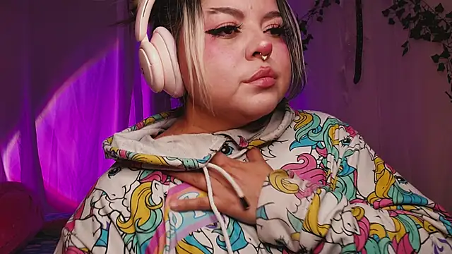 Satyn doll online show from 6, 1, 2025