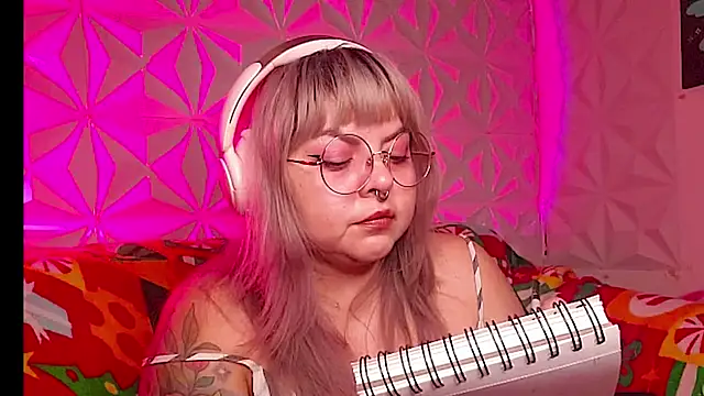 Satyn doll online show from 21, 12, 2025