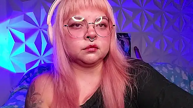 Satyn doll online show from 16, 4, 2026