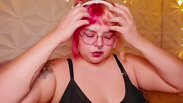 Satyn doll online show from 10, 7, 2026