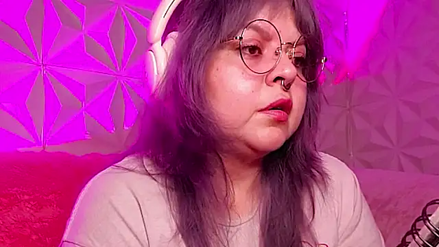 Snapshot of Satyn_doll chatting on 23, 10, 2025 Satyn doll online show from 23, 10, 2025