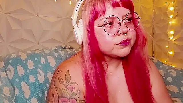 Satyn doll online show from 21, 6, 2026