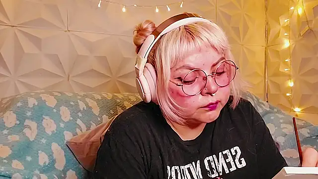 Satyn doll online show from 14, 6, 2026