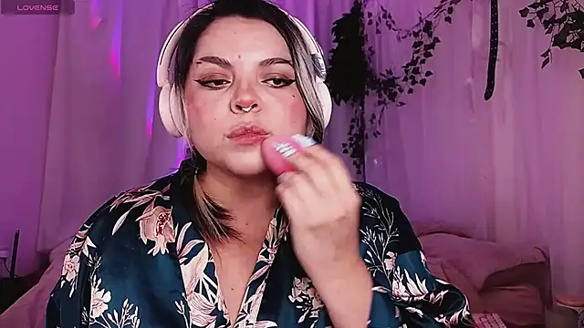 Satyn doll online show from 9, 1, 2025