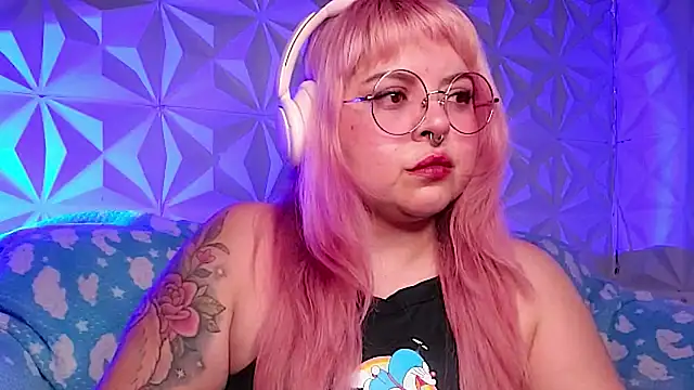 Satyn doll online show from 12, 4, 2026