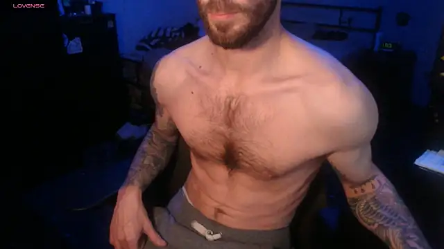 SexxxyLouis online show from 2, 11, 2025