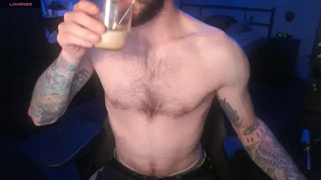 SexxxyLouis online show from 16, 10, 2025