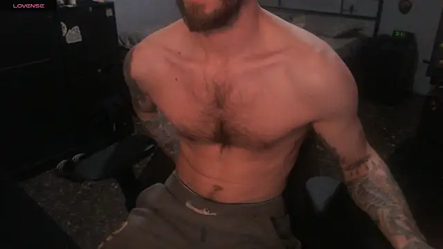 SexxxyLouis online show from 20, 12, 2025