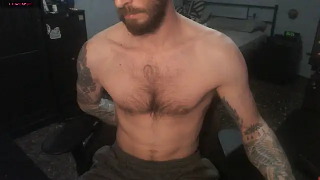 SexxxyLouis online show from 21, 12, 2025