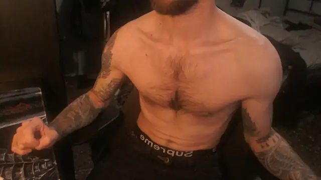 SexxxyLouis online show from 12, 4, 2026