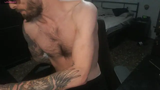 SexxxyLouis online show from 22, 12, 2025