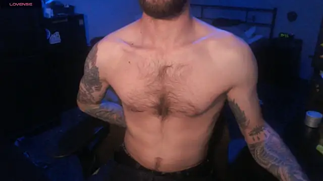 SexxxyLouis online show from 14, 10, 2025