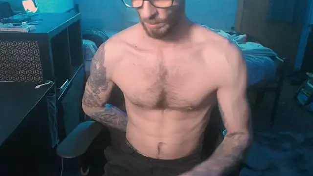 SexxxyLouis online show from 25, 2, 2025