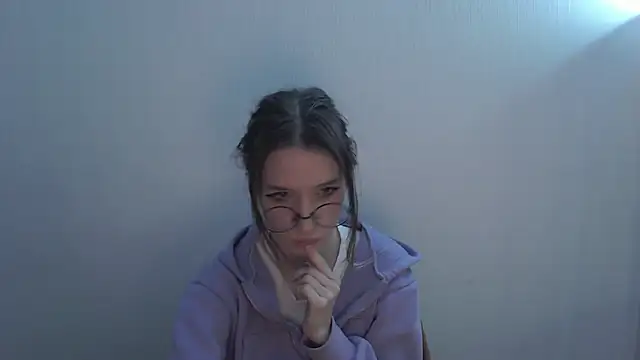  Hanna Moon  online show from 18, 12, 2025