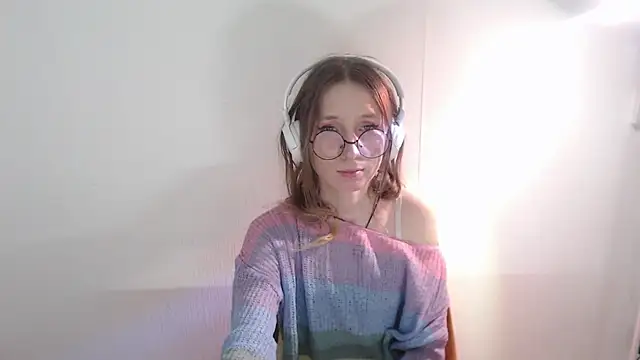 Snapshot of _Hanna_Moon_ chatting on 22, 5, 2026 Hanna Moon online show from 22, 5, 2026