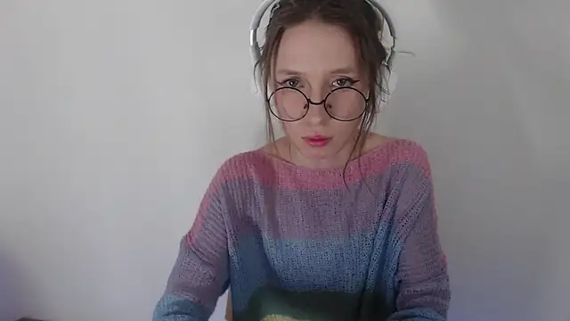 Snapshot of _Hanna_Moon_ chatting on 23, 4, 2026 Hanna Moon online show from 23, 4, 2026