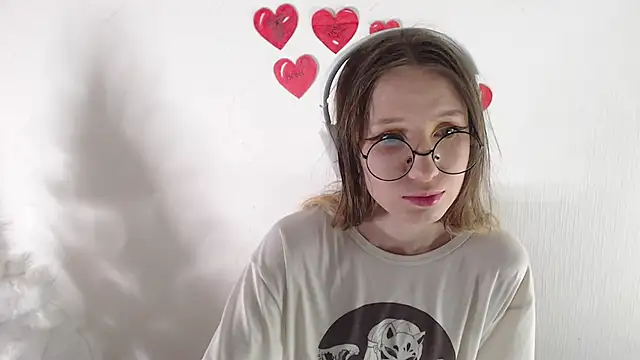  Hanna Moon  online show from 7, 3, 2026