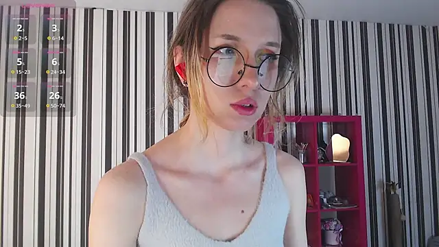 Snapshot of _Hanna_Moon_ chatting on 5, 3, 2025 Hanna Moon online show from 5, 3, 2025