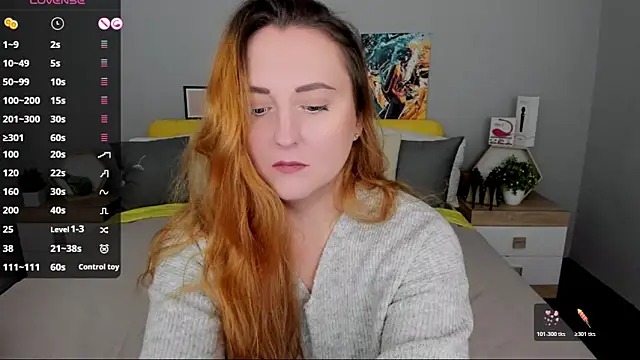 BabeLessi online show from 5, 12, 2025