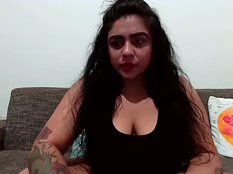 Snapshot of indianishkq7 chatting on 14, 10, 2025 indianishkq7 online show from 14, 10, 2025
